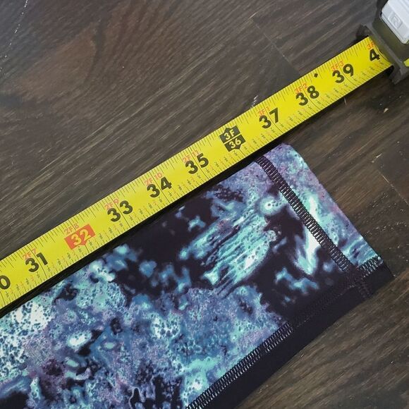 Victoria's Secret S Workout Leggings Oil Spill Wonderland Black Purple Blue VSX - Picture 11 of 12